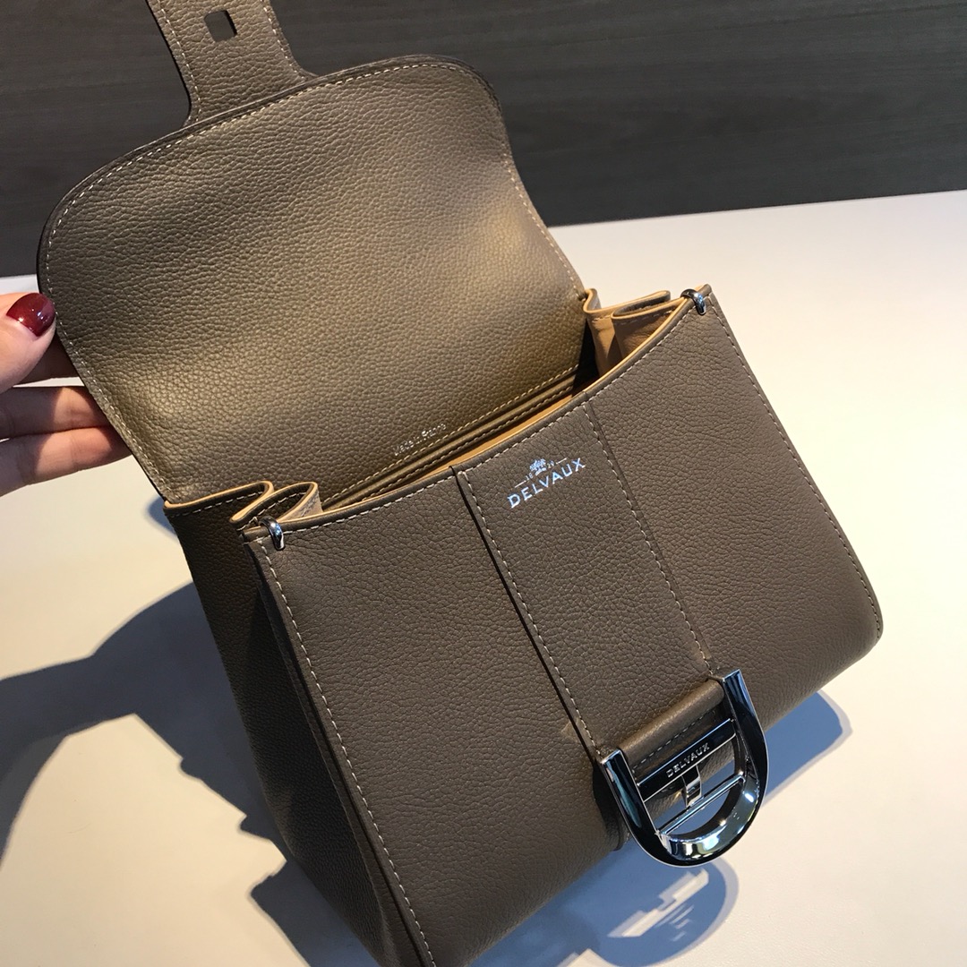 델보 브리앙 MM 토고백 스몰